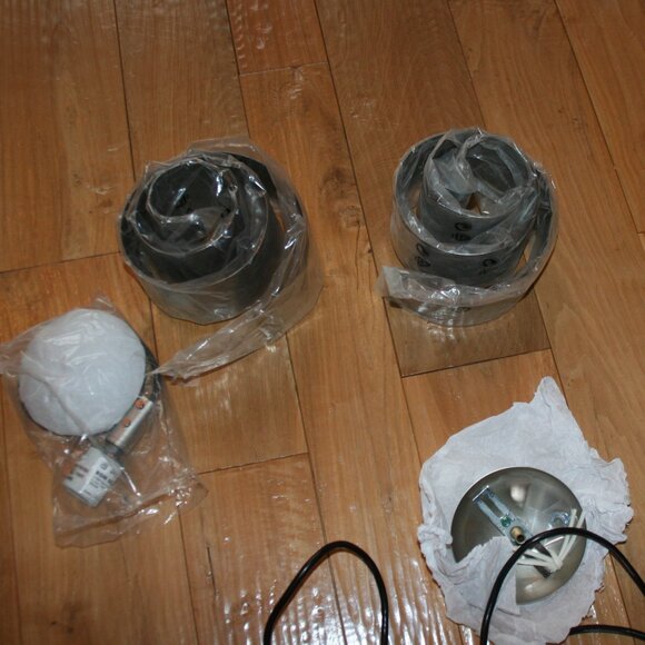 Rezek Spiral Pendants / Ron Rezek Lighting - Picture 5 of 10